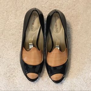 BANDOLINO Patten leather pumps